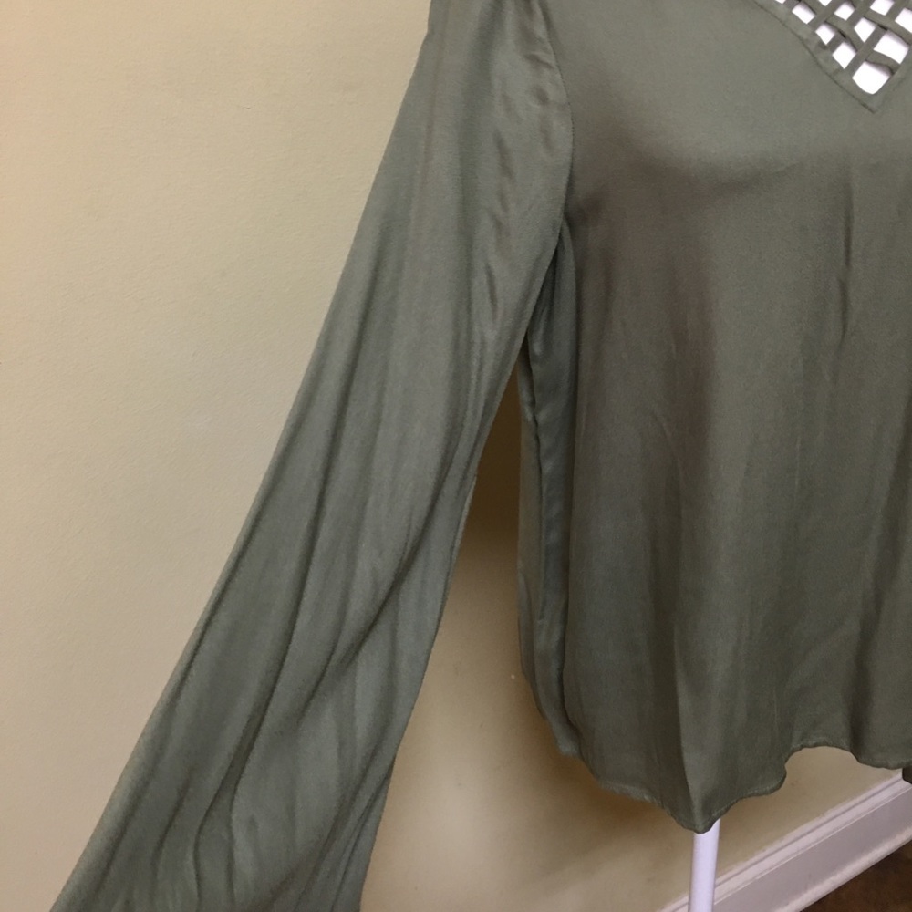 Olive blouse - Picture 7 of 8